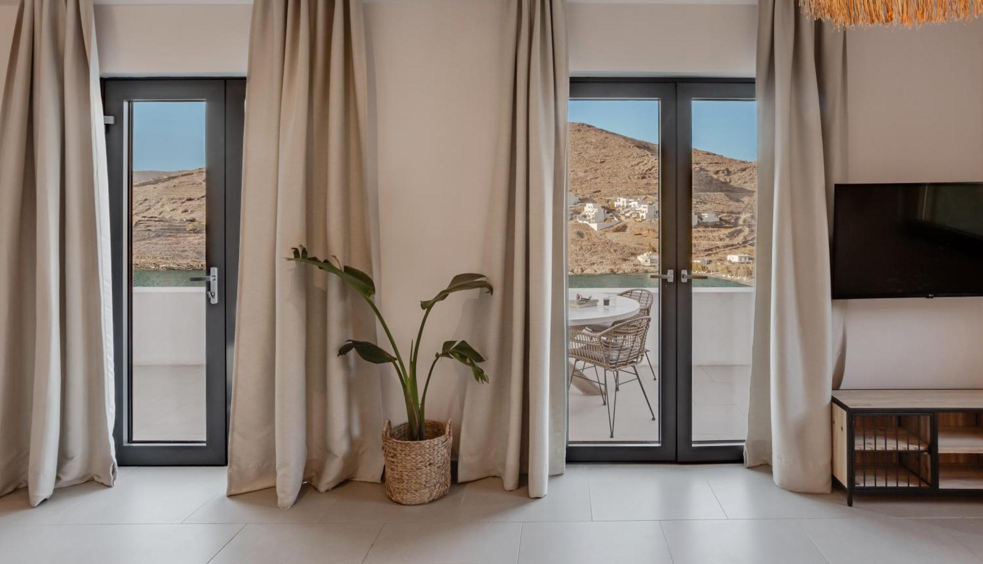 Amal Kythnos Suites Zewnętrze zdjęcie